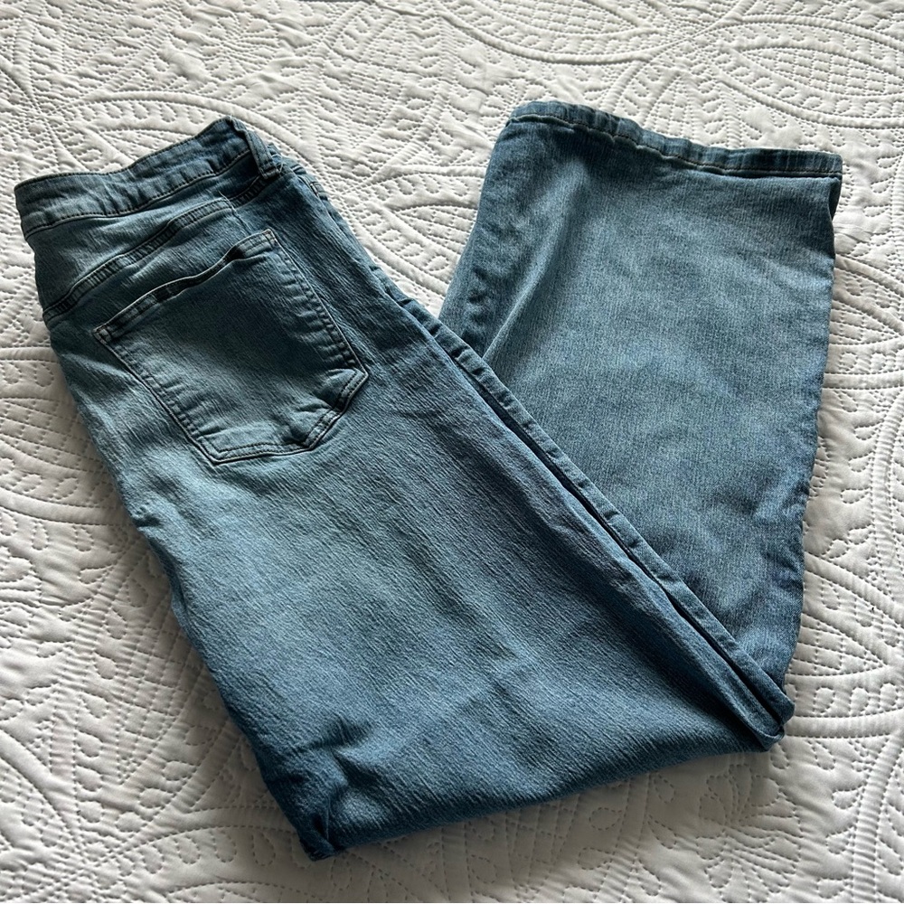 Kut from the Kloth Women's High Rise Wide Leg Blue Jeans